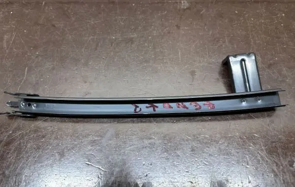 Renault Koleos II Front door windshield rail 