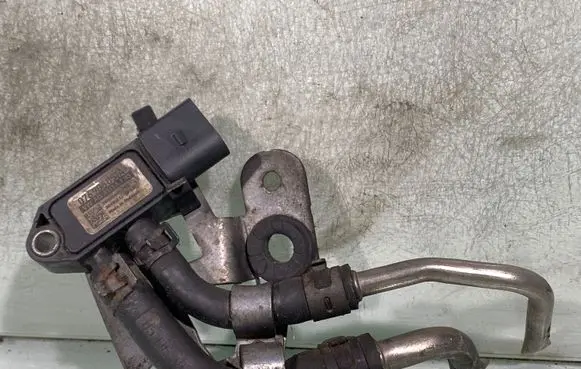 Skoda Octavia Mk2 (1Z) Exhaust gas pressure sensor 076906051a