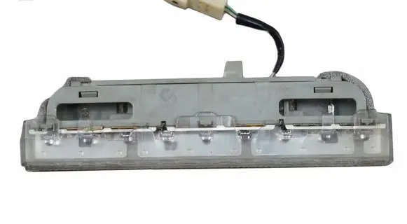 Lexus IS 220D-250-350 Third/center stoplight
