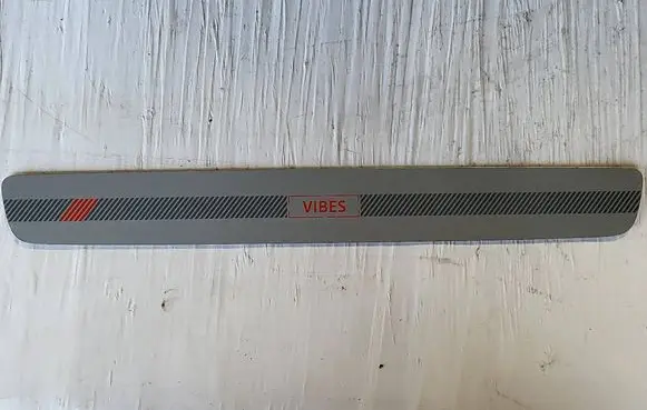 Renault Twingo III Front sill (body part) 