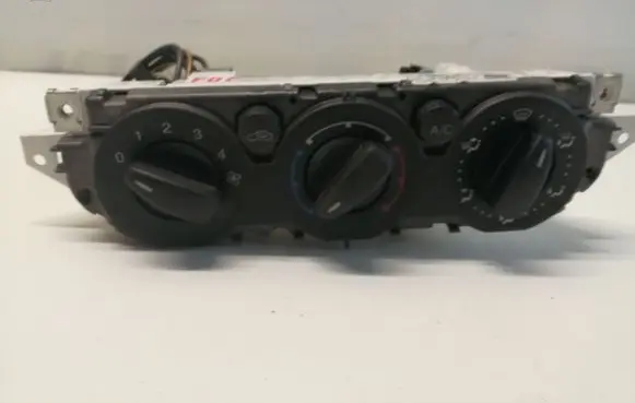 Ford Focus Climate control unit 3M5T19980AD 69607320 1344