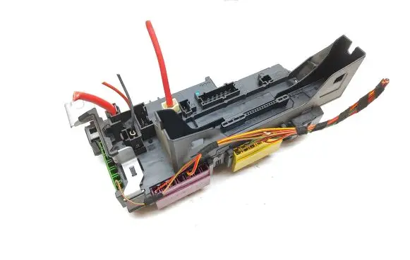 Mercedes-Benz E W212 Fuse module 016706581