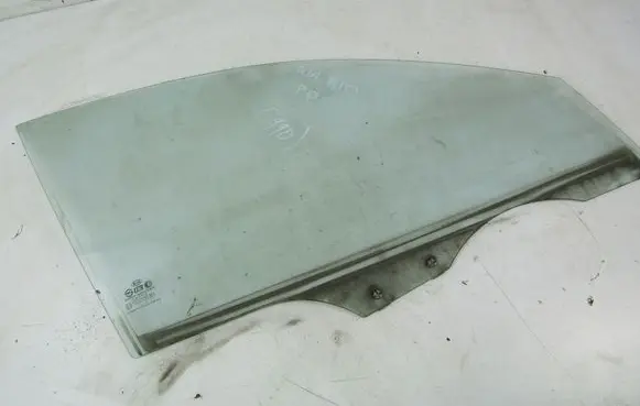 KIA Rio Front door window glass four-door 