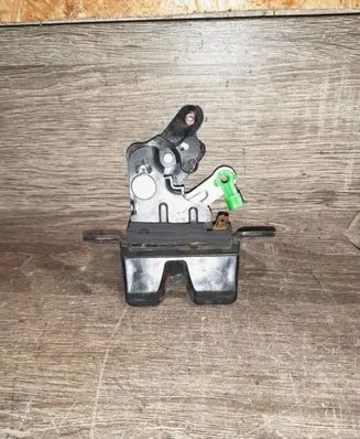 KIA Carnival Tailgate/trunk/boot lock/catch/latch
