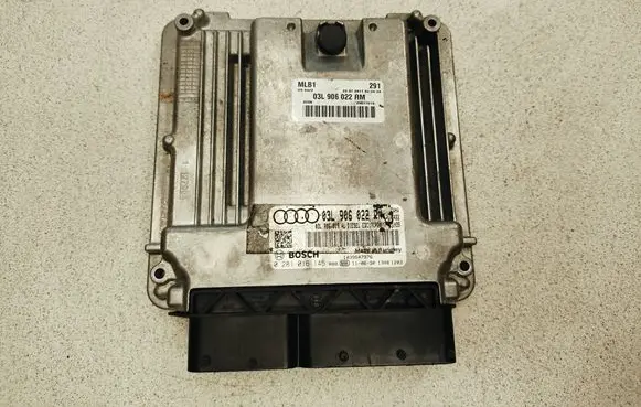 Audi A5 8T 8F Engine control unit/module 03L906022RM