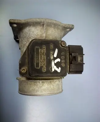 Mazda 626 Mass air flow meter F82F12B579DA