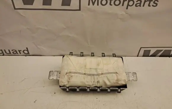 Hyundai i40 Passenger airbag 845303Z000