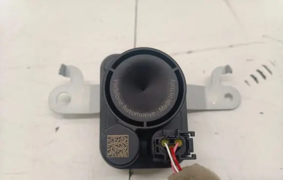 Alarm system siren