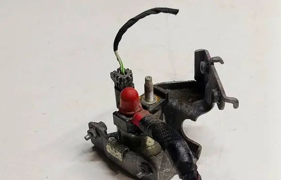 Renault Kadjar Ignition relay 25116BB50AT6 25116BB50A