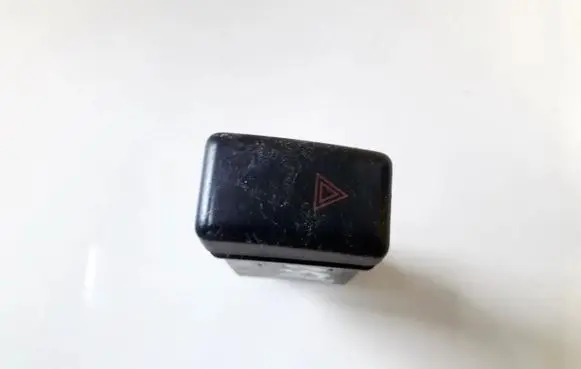 Opel Monterey Hazard light switch 7634d55 763-4d55
