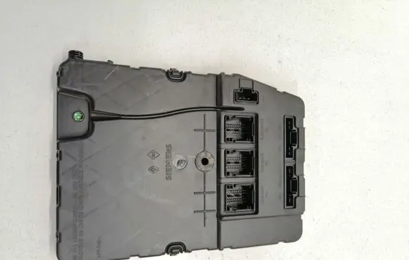 Renault Scenic II - Grand scenic II Comfort/convenience module S118400260D 05103 8200525385