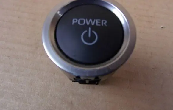 Toyota Yaris Engine start stop button switch 15F142