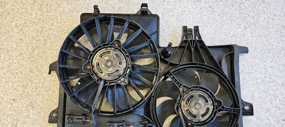 Opel Meriva A Electric radiator cooling fan 52401247 8240448
