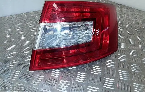 Skoda Octavia Mk3 (5E) Rear/tail lights 18414002