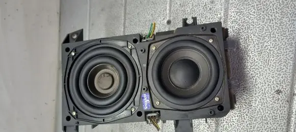 Volvo S40, V40 Subwoofer speaker