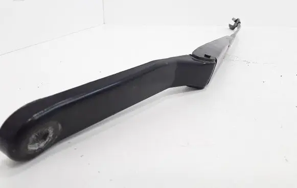 Peugeot 308 Front wiper blade arm