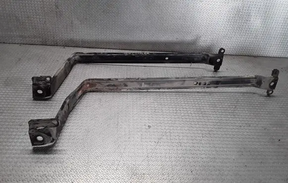 Volvo S80 Fuel tank mounting bracket 