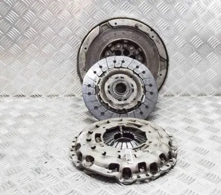 Volvo XC70 Clutch set kit 7641236 8605090