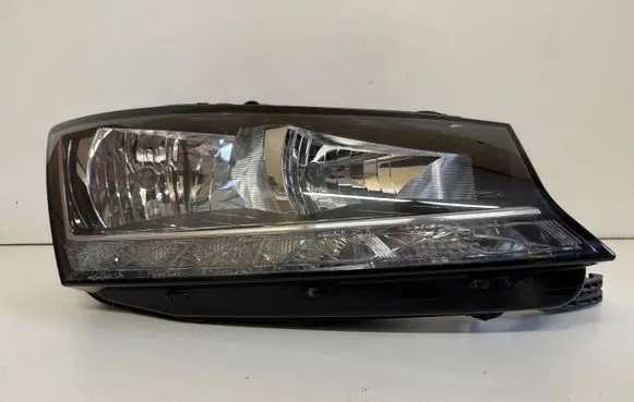 Skoda Fabia Mk3 (NJ) Headlight/headlamp 6V1941016D LE17A6401 0301115202AB