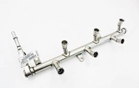 Cadillac STS Fuel main line pipe 12572886