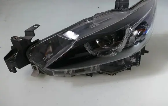 Mazda 6 Headlight/headlamp