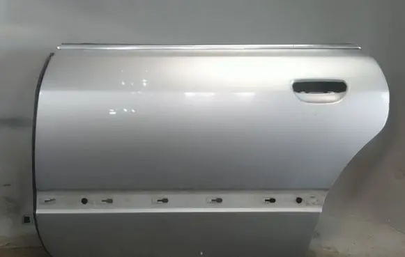 Audi A8 S8 D2 4D Rear door
