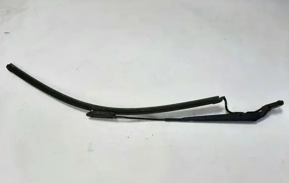 Citroen C4 Cactus Windshield/front glass wiper blade 9801705780