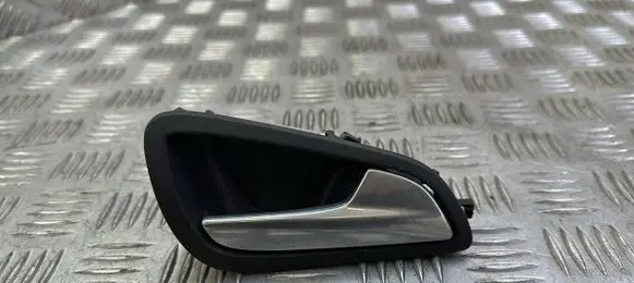 Ford Focus Front door interior handle AM51U22600CEW