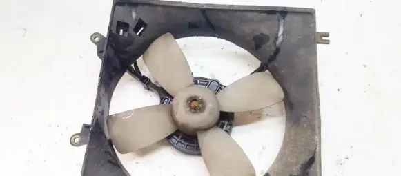 Mitsubishi Colt Radiator cooling fan shroud