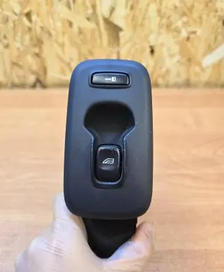 Volvo XC90 Electric window control switch 31275227