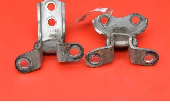 Toyota Auris E180 Front door hinge set 