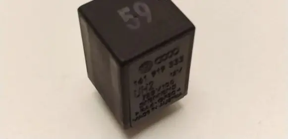 Skoda Octavia Mk1 (1U) Other relay 161919533