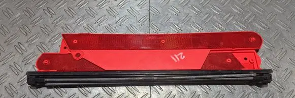 Mercedes-Benz E W211 Emergency warning sign A2118900197 27R03804