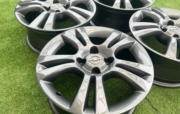 Opel Adam R15 alloy rim 