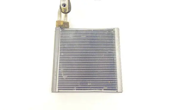 Honda CR-V A/C cooling radiator (condenser)