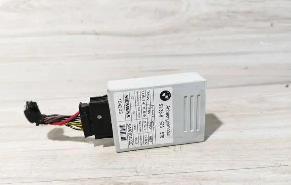 BMW 3 E90 E91 Tow bar trailer control unit/module 6976576 61356976576 5WK10420C