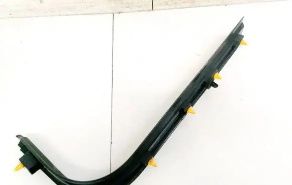 Volvo V50 Front sill trim cover 8641784 8641784LH