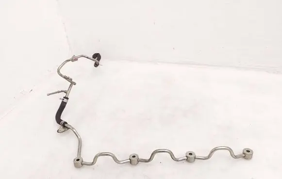 Toyota Hilux VIII Fuel return line/hose