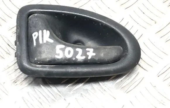 Nissan Primastar Front door interior handle 8200028994