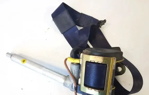 Audi A6 S6 C5 4B Front seatbelt