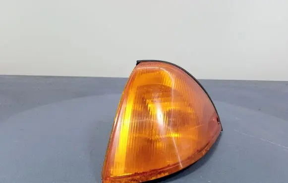 Suzuki Swift Cultus Front indicator light