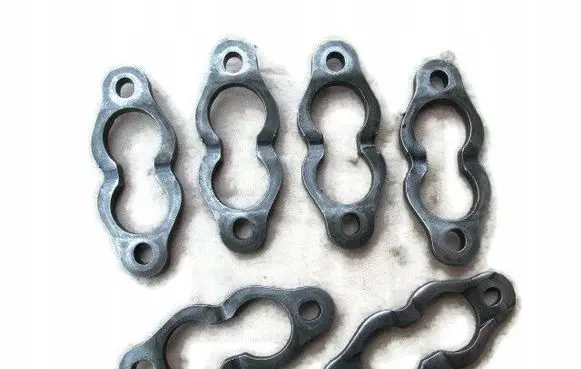 Audi A8 S8 D3 4E Fuel Injector clamp holder 