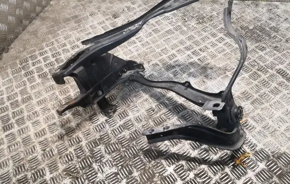 Mercedes-Benz E W212 Headlight/headlamp mounting bracket 2126200191 A2126200191