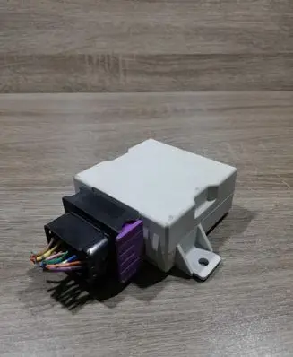 Toyota Avensis T250 Window wiper relay 150696