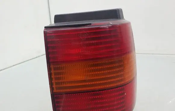 Volkswagen PASSAT B4 Rear/tail lights 3A9945257 3A9945112