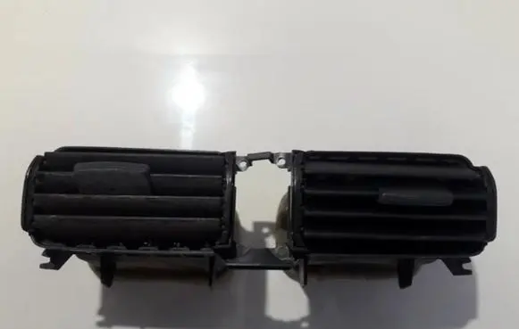 Honda CR-V Dash center air vent grill 77250s9aa0130 77250-s9aa-0130