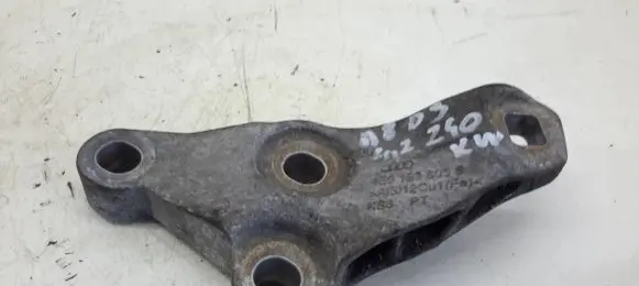 Audi A8 S8 D3 4E Engine mounting bracket 4E0199603S