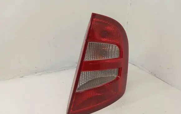 Skoda Fabia Mk1 (6Y) Rear/tail lights 6Y6945112B 6Y6945096B