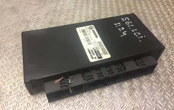 BMW 5 E60 E61 Gateway control module 9167201