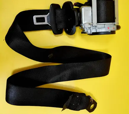 Mitsubishi Colt Front seatbelt 607131800